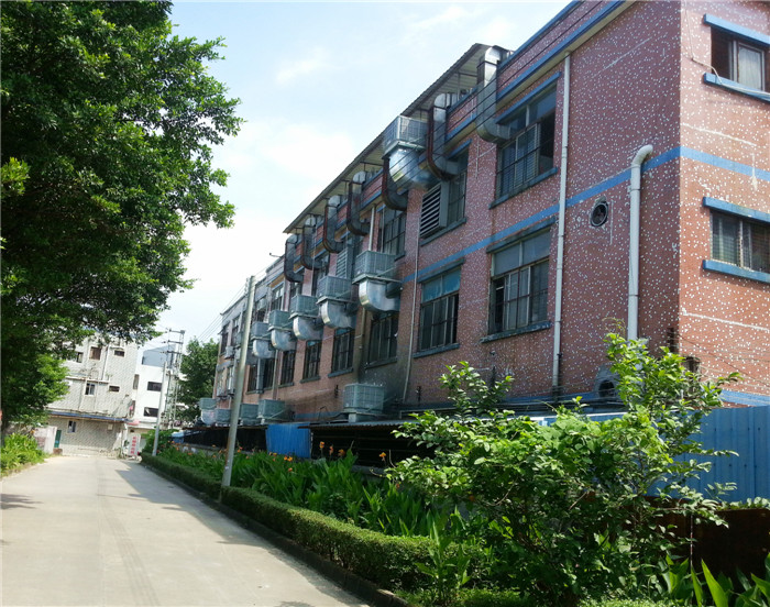 東莞企石環(huán)?？照{廠房降溫設備安裝工程