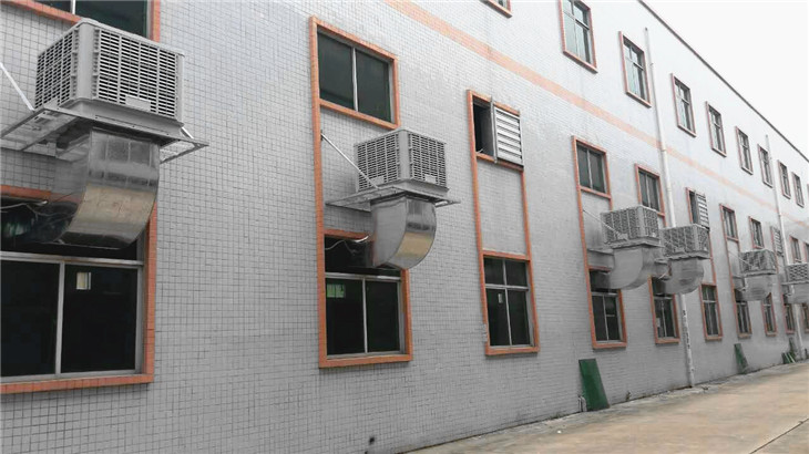 箱包車間廠房降溫設(shè)備/怎樣安裝環(huán)?？照{(diào)